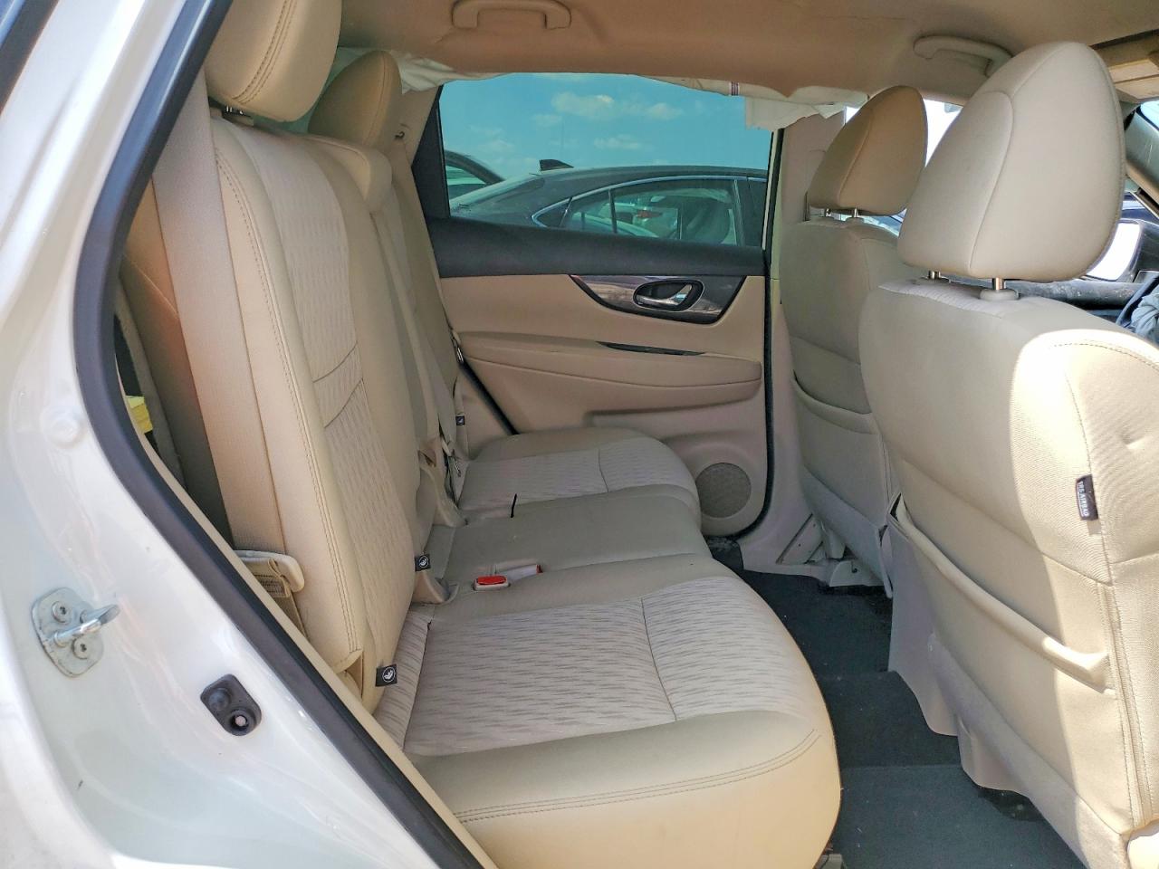 2017 NISSAN ROGUE SV photo 10