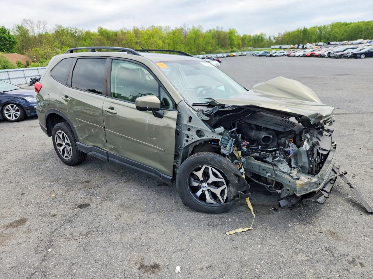 2021 SUBARU FORESTER PREMIUM photo 7
