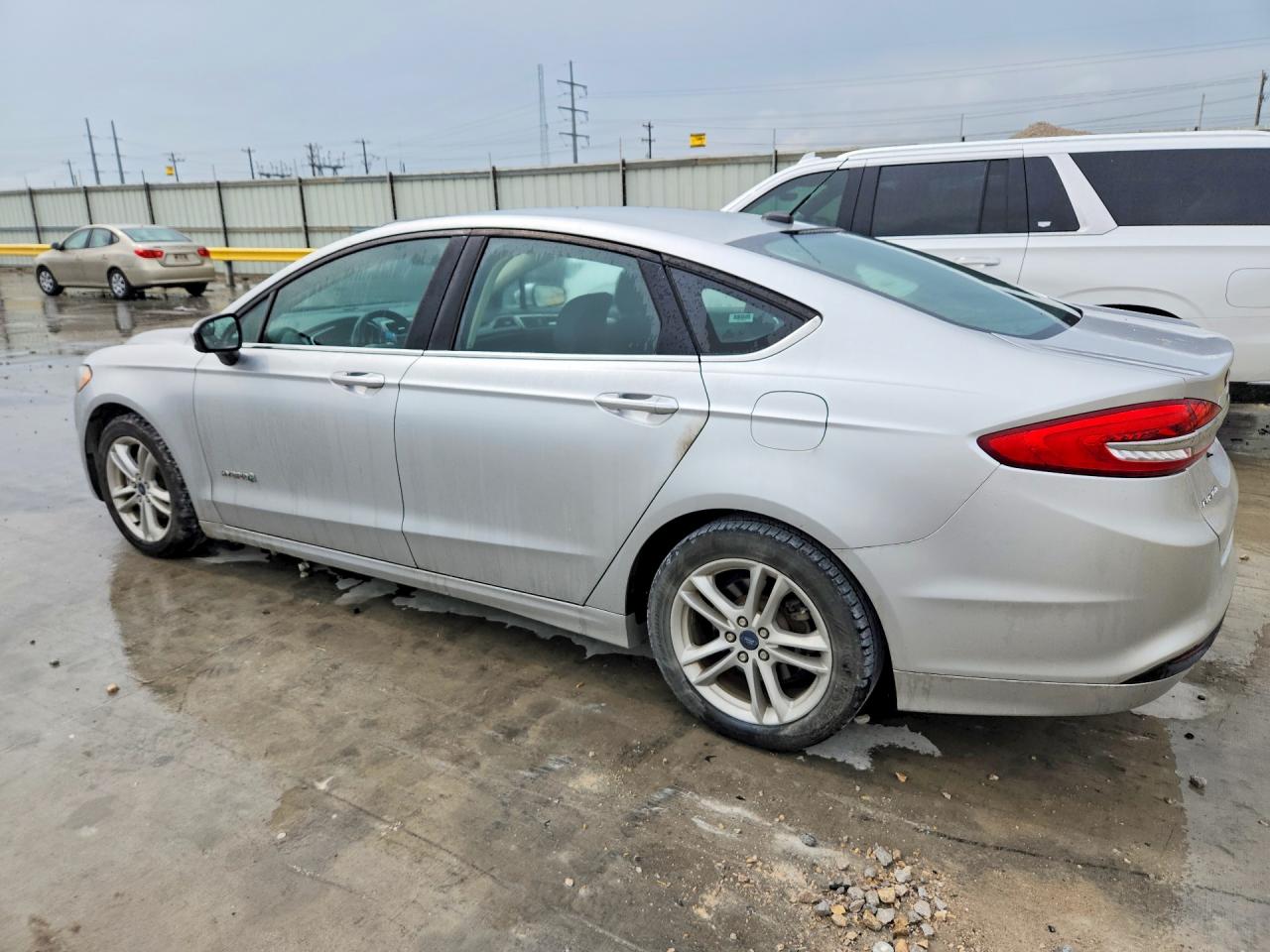 2018 FORD FUSION SE HYBRID photo 2