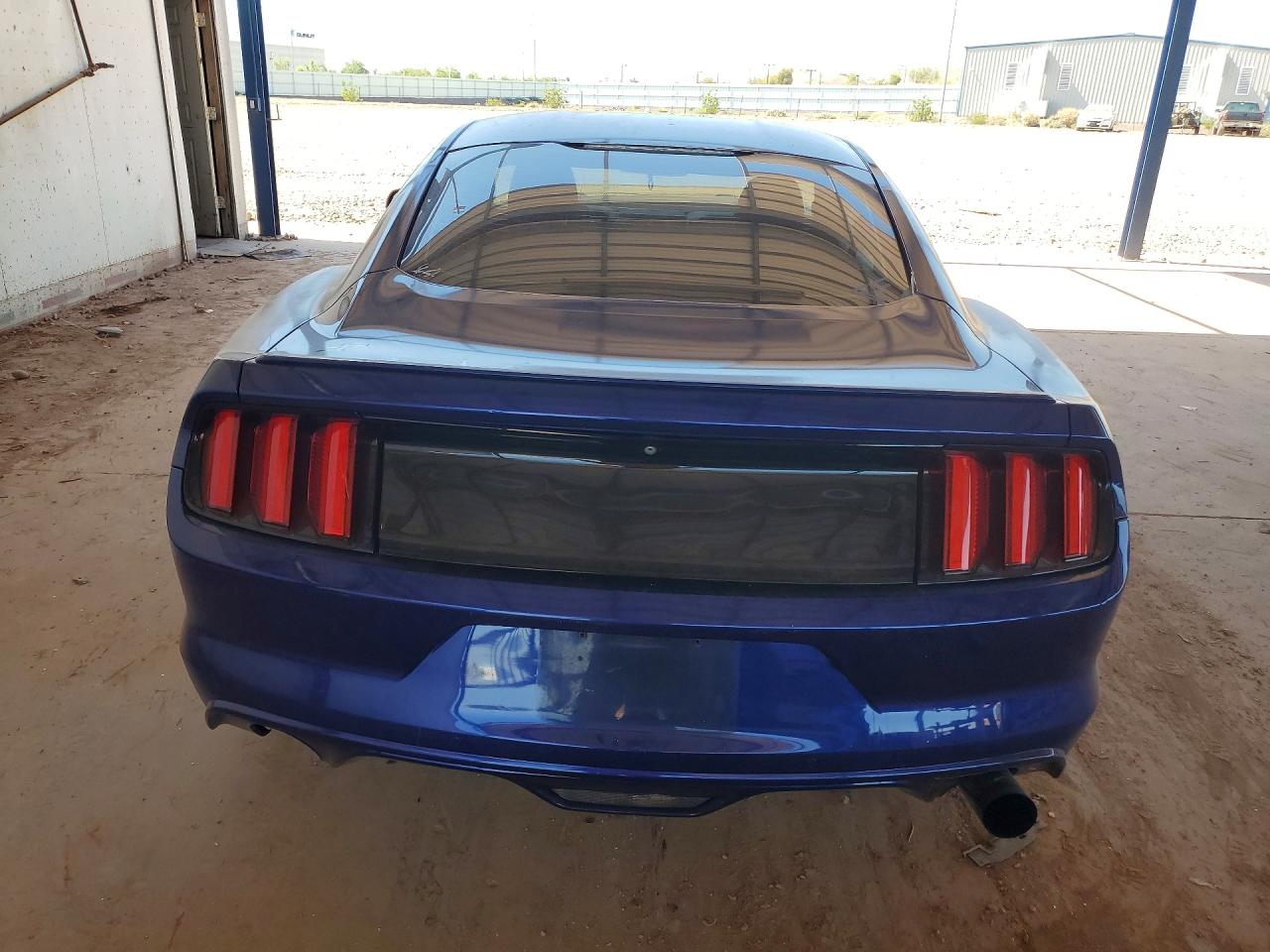 2015 FORD MUSTANG photo 16