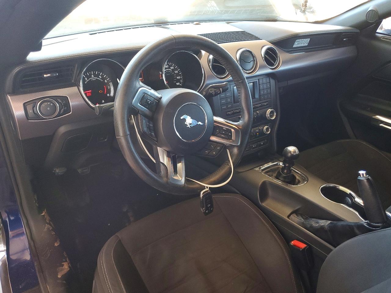 2015 FORD MUSTANG photo 22