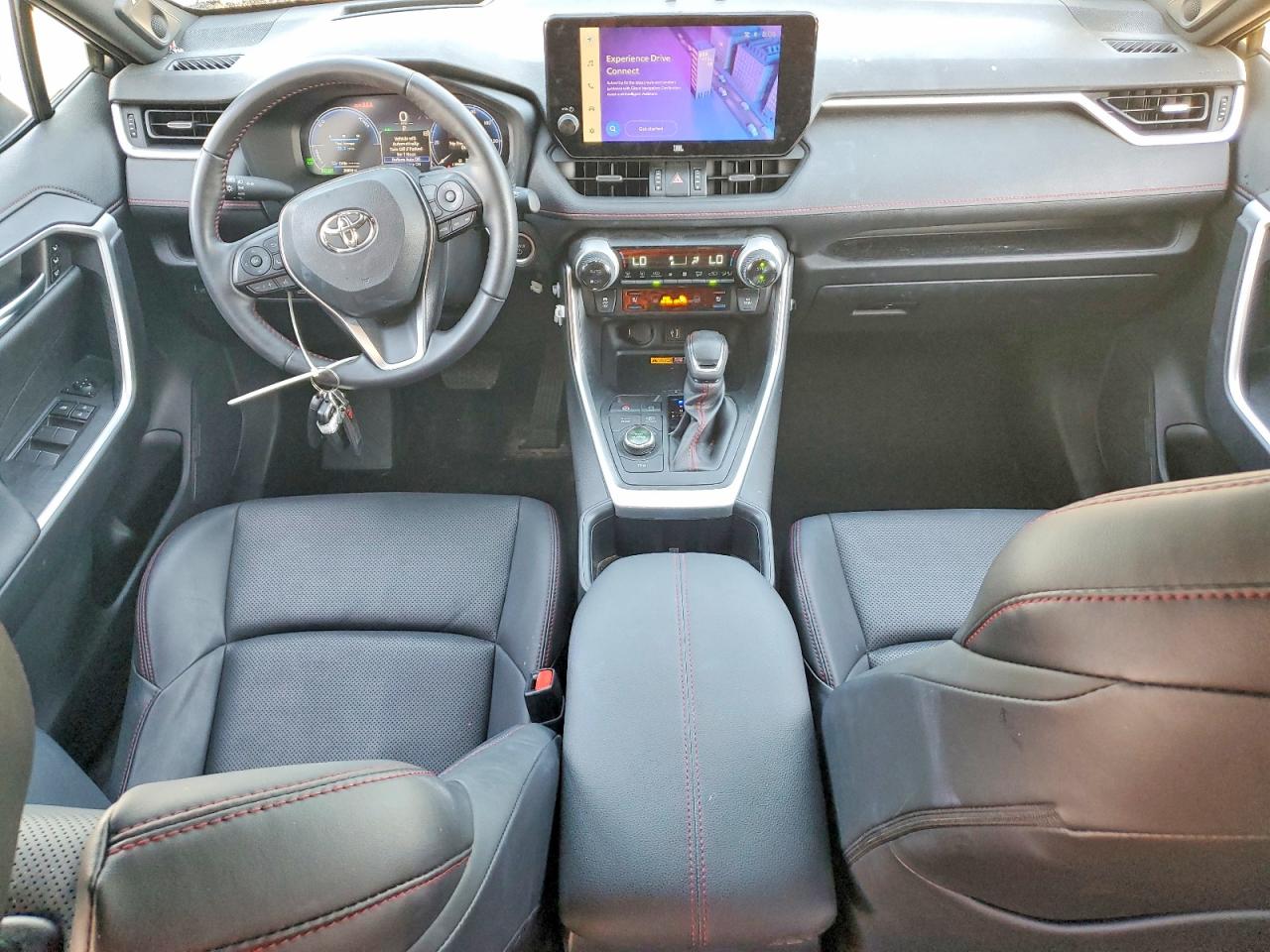 2024 TOYOTA RAV4 PRIME XSE photo 22