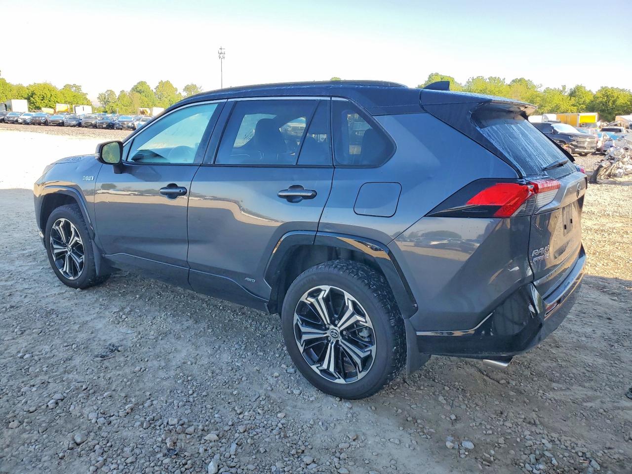 2024 TOYOTA RAV4 PRIME XSE photo 4
