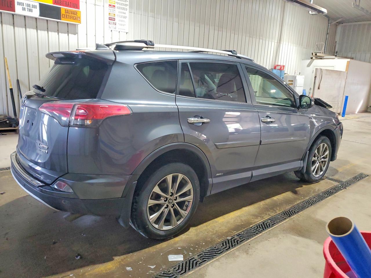2018 TOYOTA RAV4 HV LIMITED photo 5