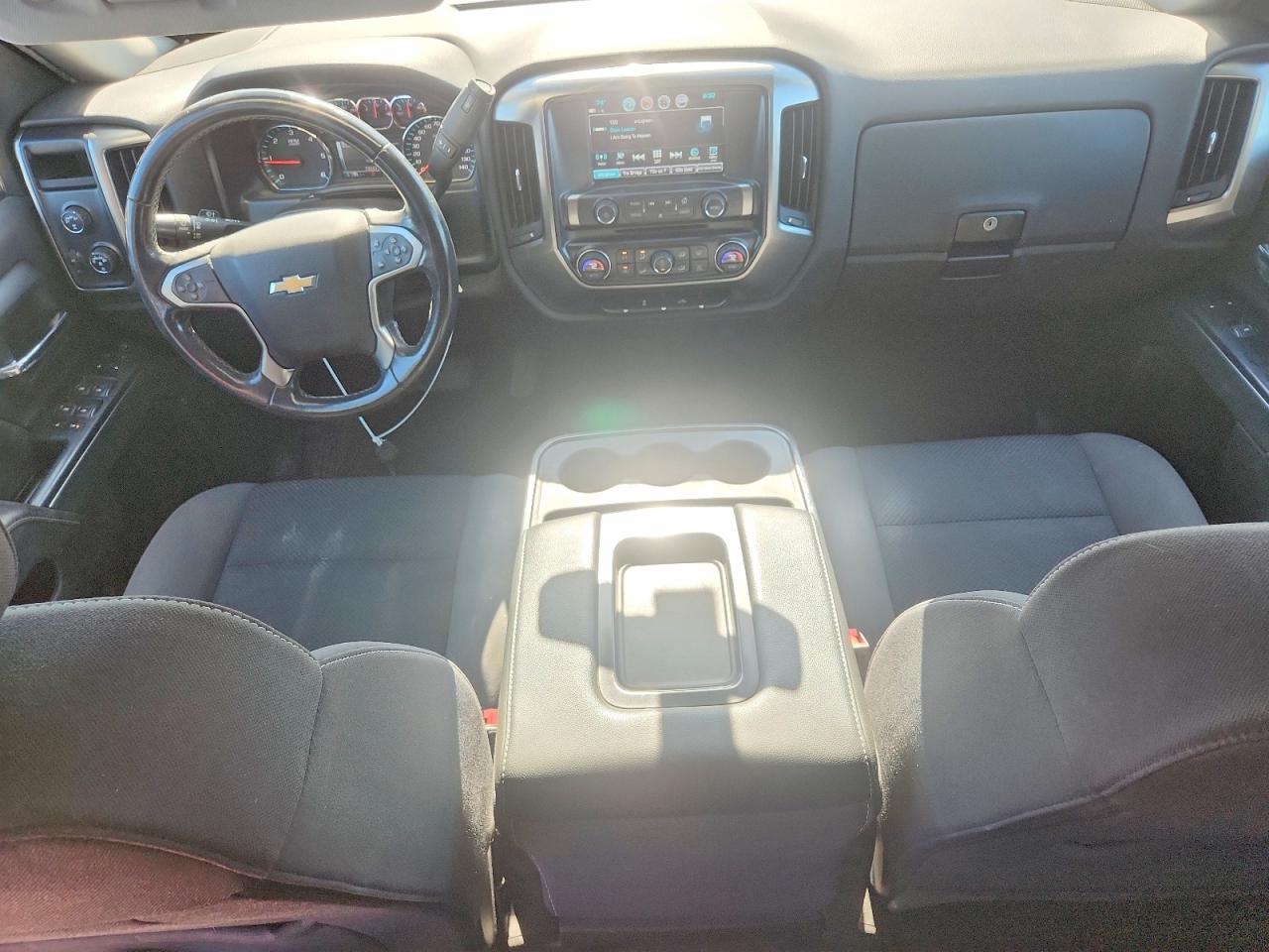 2017 CHEVROLET SILVERADO K1500 LT photo 22