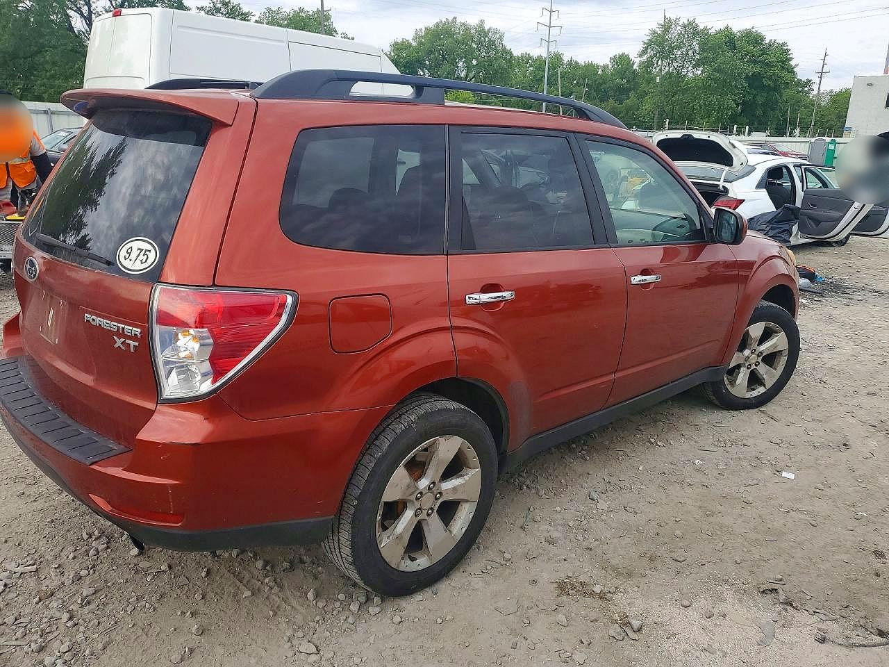 2010 SUBARU FORESTER 2.5XT photo 5