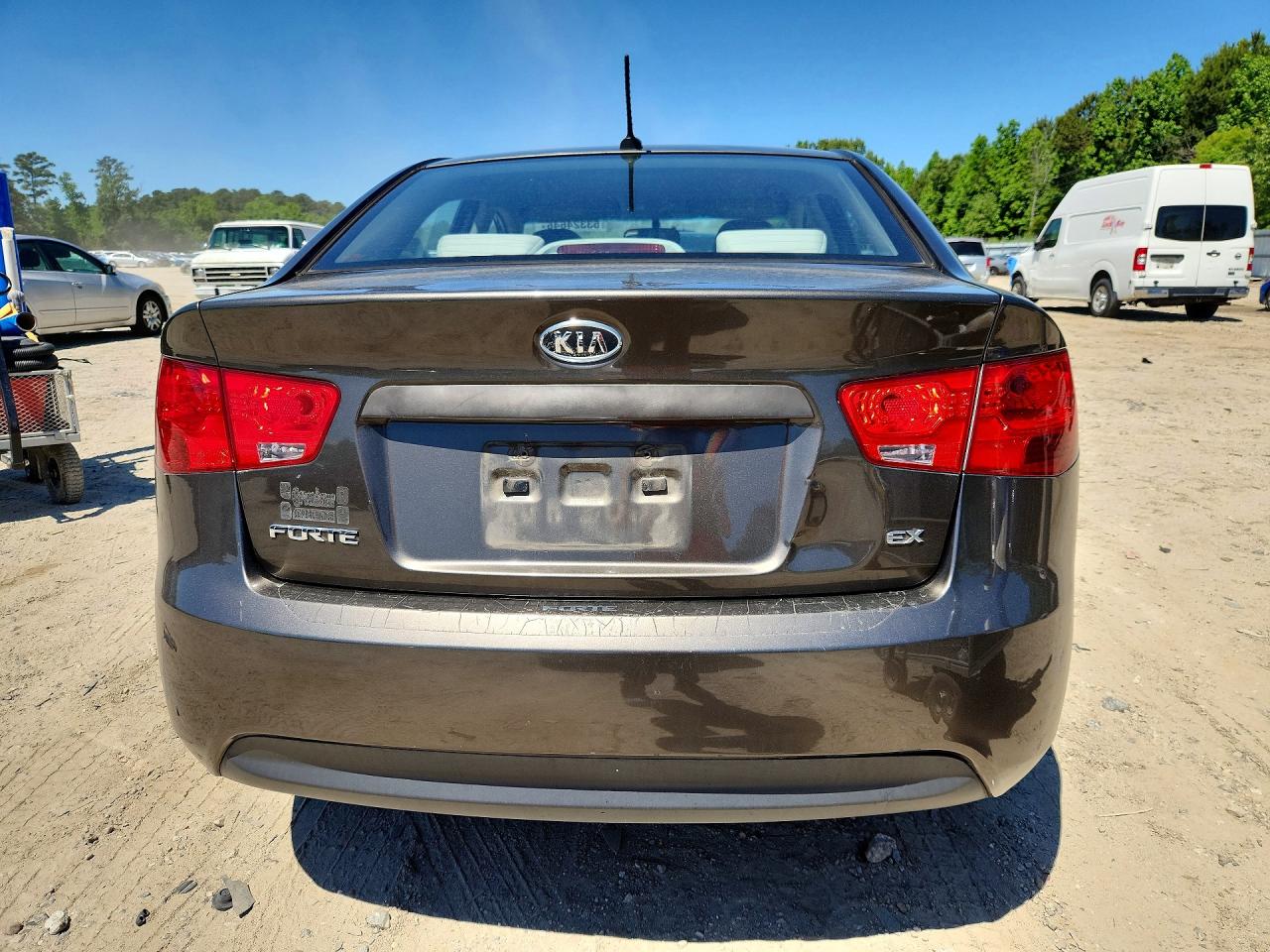 2010 KIA FORTE EX photo 16
