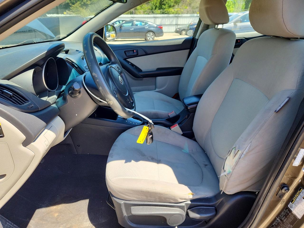 2010 KIA FORTE EX photo 19