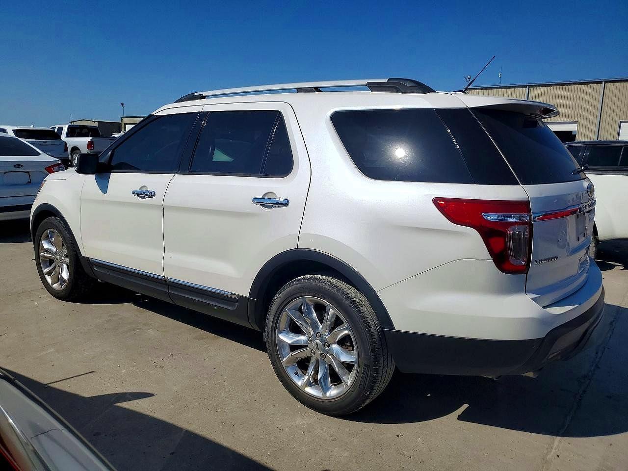 2015 FORD EXPLORER LIMITED photo 3