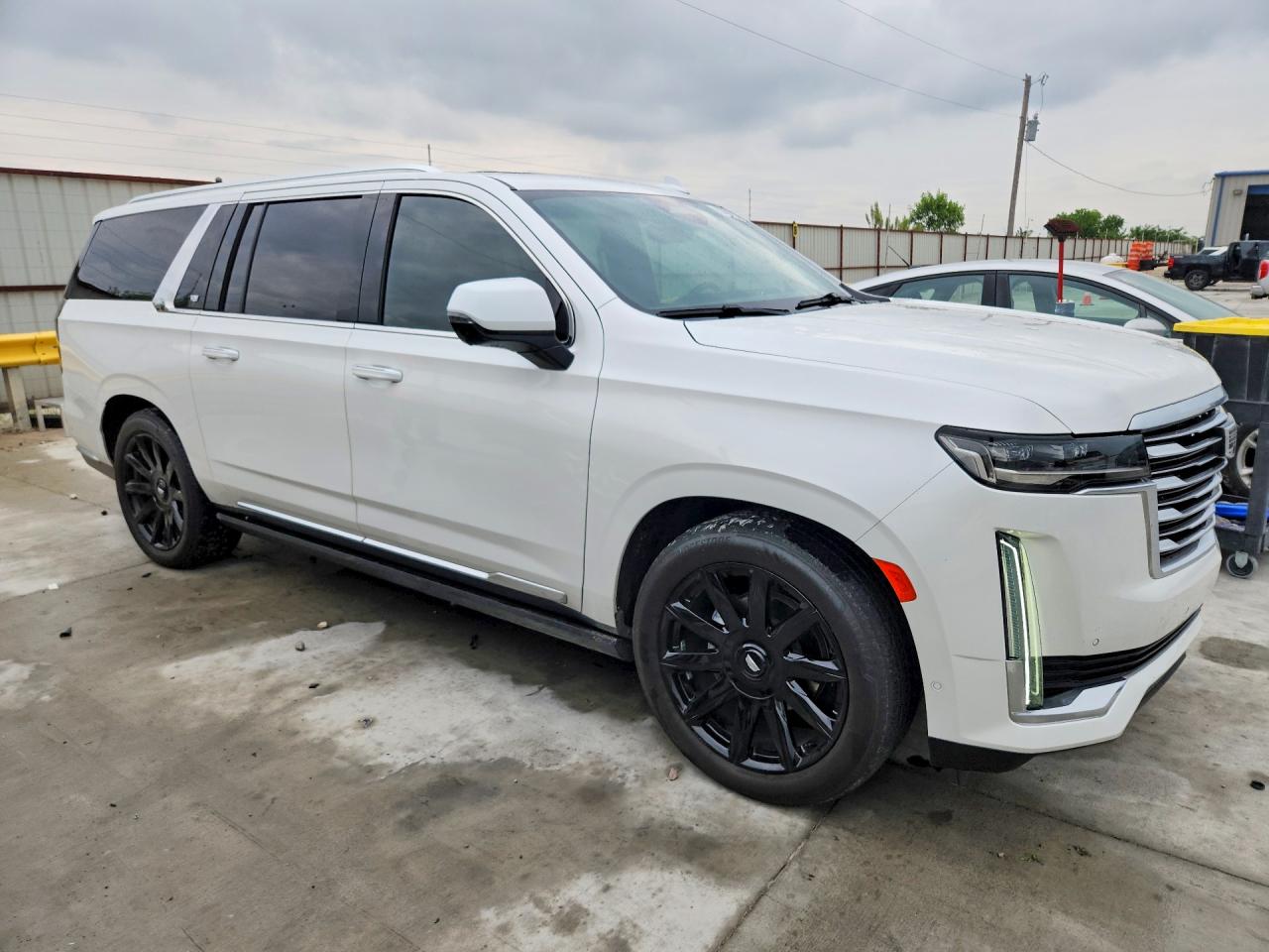 2021 CADILLAC ESCALADE ESV PREMIUM LUXURY PLATINUM photo 4