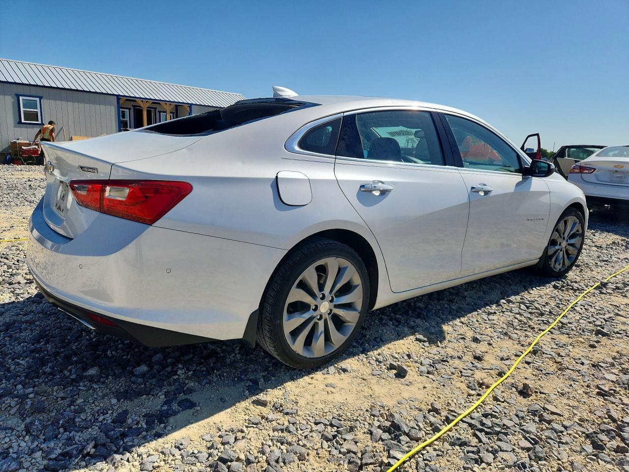 2017 CHEVROLET MALIBU PREMIER photo 5