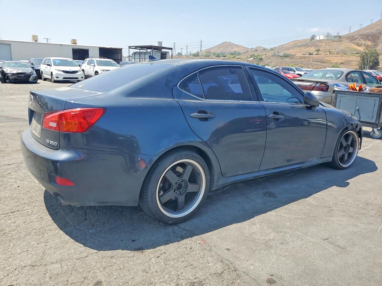 2007 LEXUS IS 350 photo 7