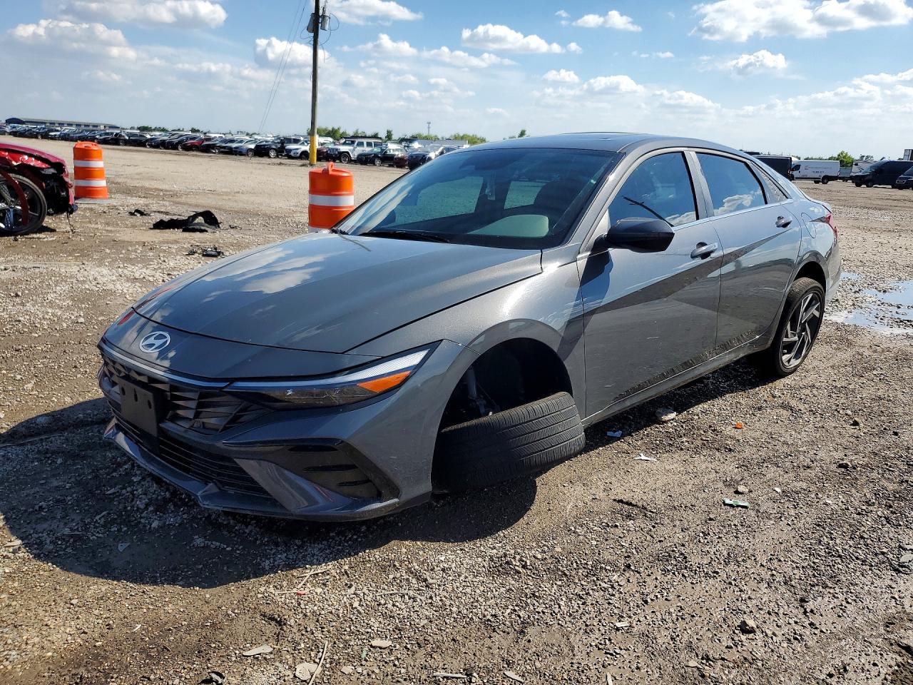 2025 HYUNDAI ELANTRA