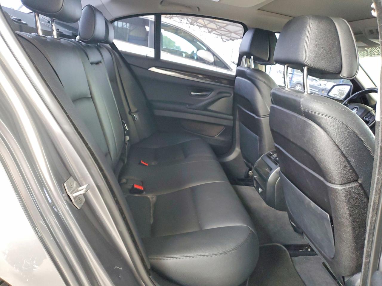 2015 BMW 535 I photo 28