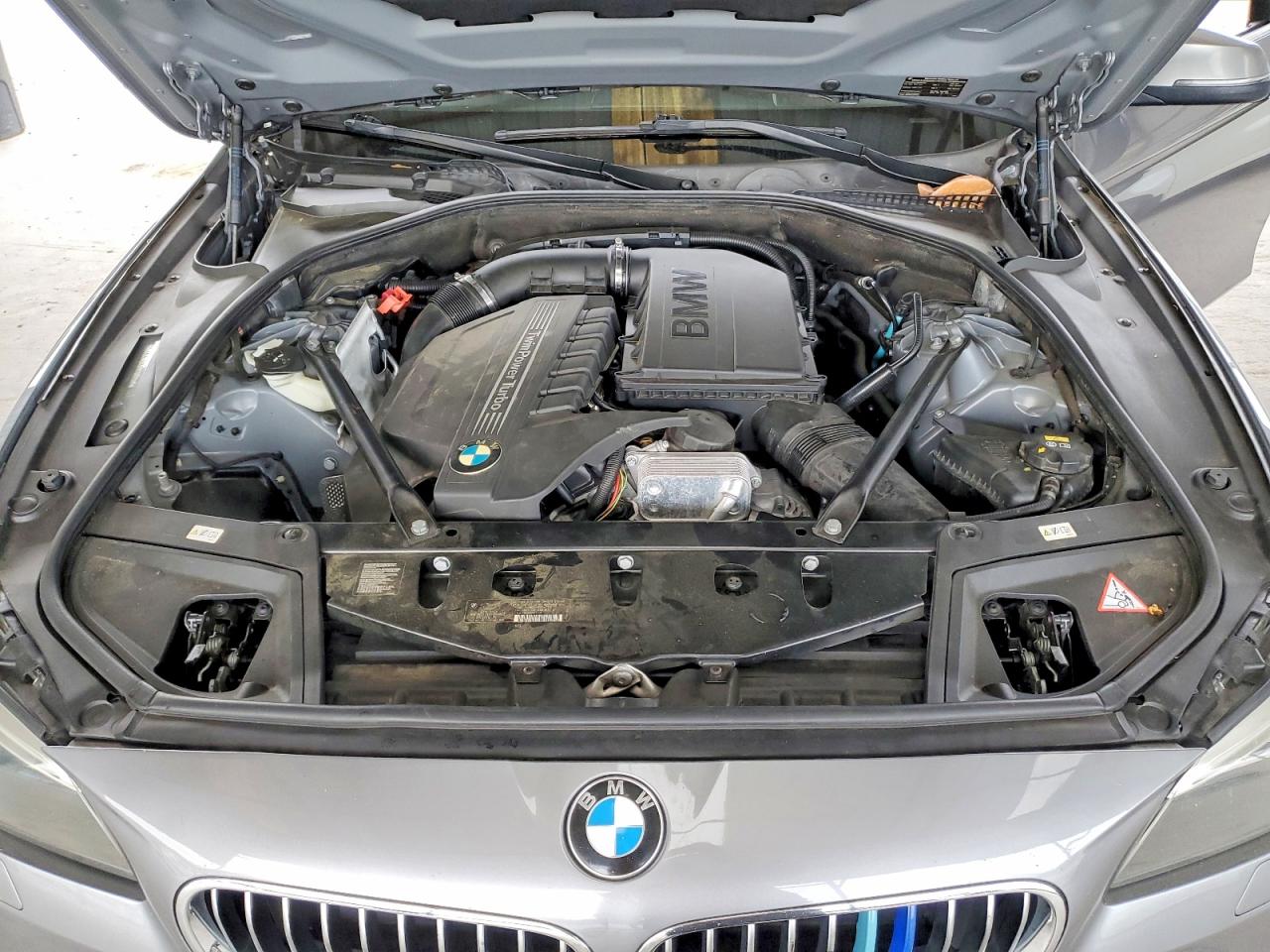 2015 BMW 535 I photo 31