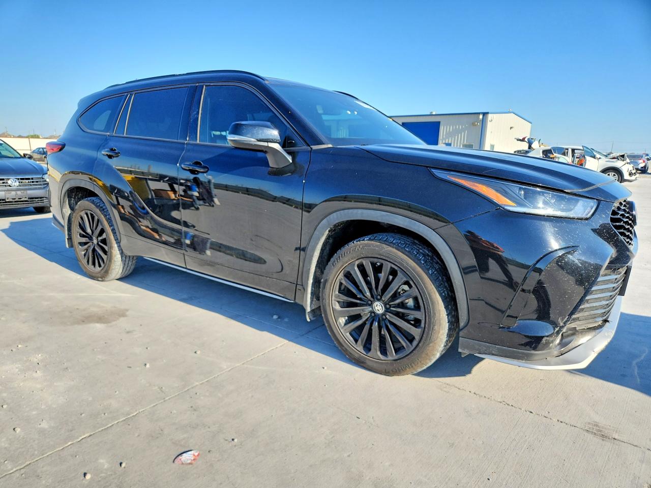 2023 TOYOTA HIGHLANDER XSE photo 7