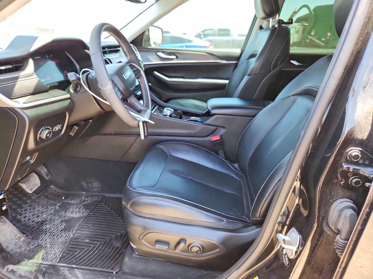 2023 JEEP GRAND CHEROKEE LIMITED photo 13