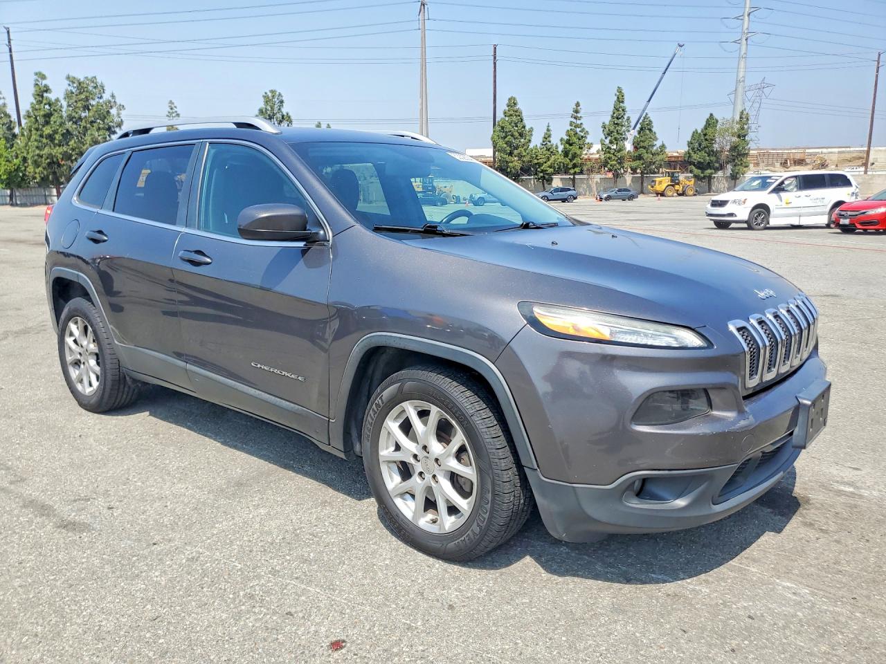 2016 JEEP CHEROKEE LATITUDE photo 10