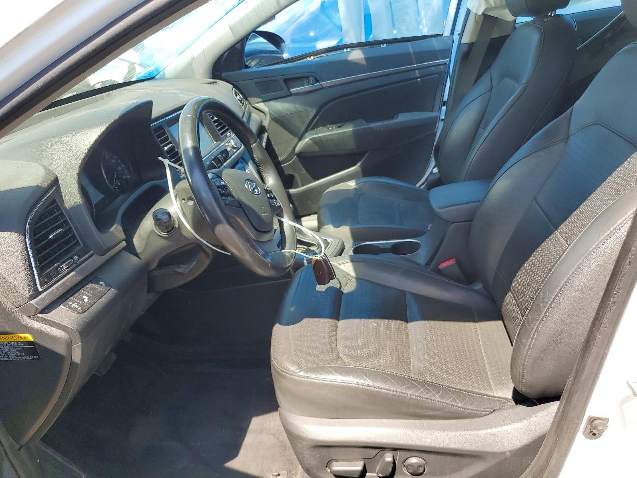 2017 HYUNDAI ELANTRA LIMITED photo 13