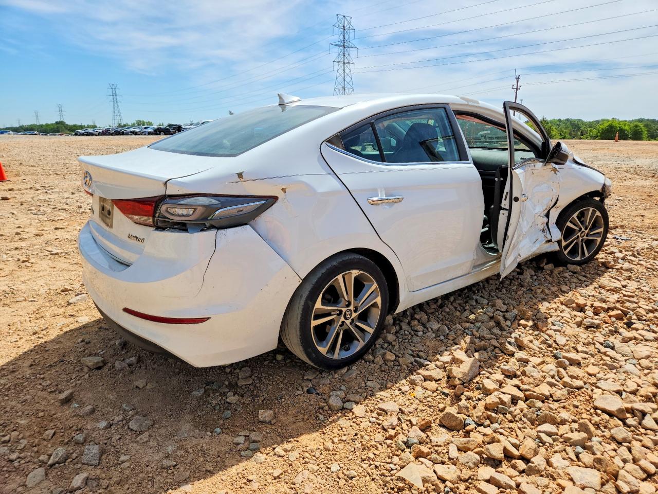 2017 HYUNDAI ELANTRA LIMITED photo 5