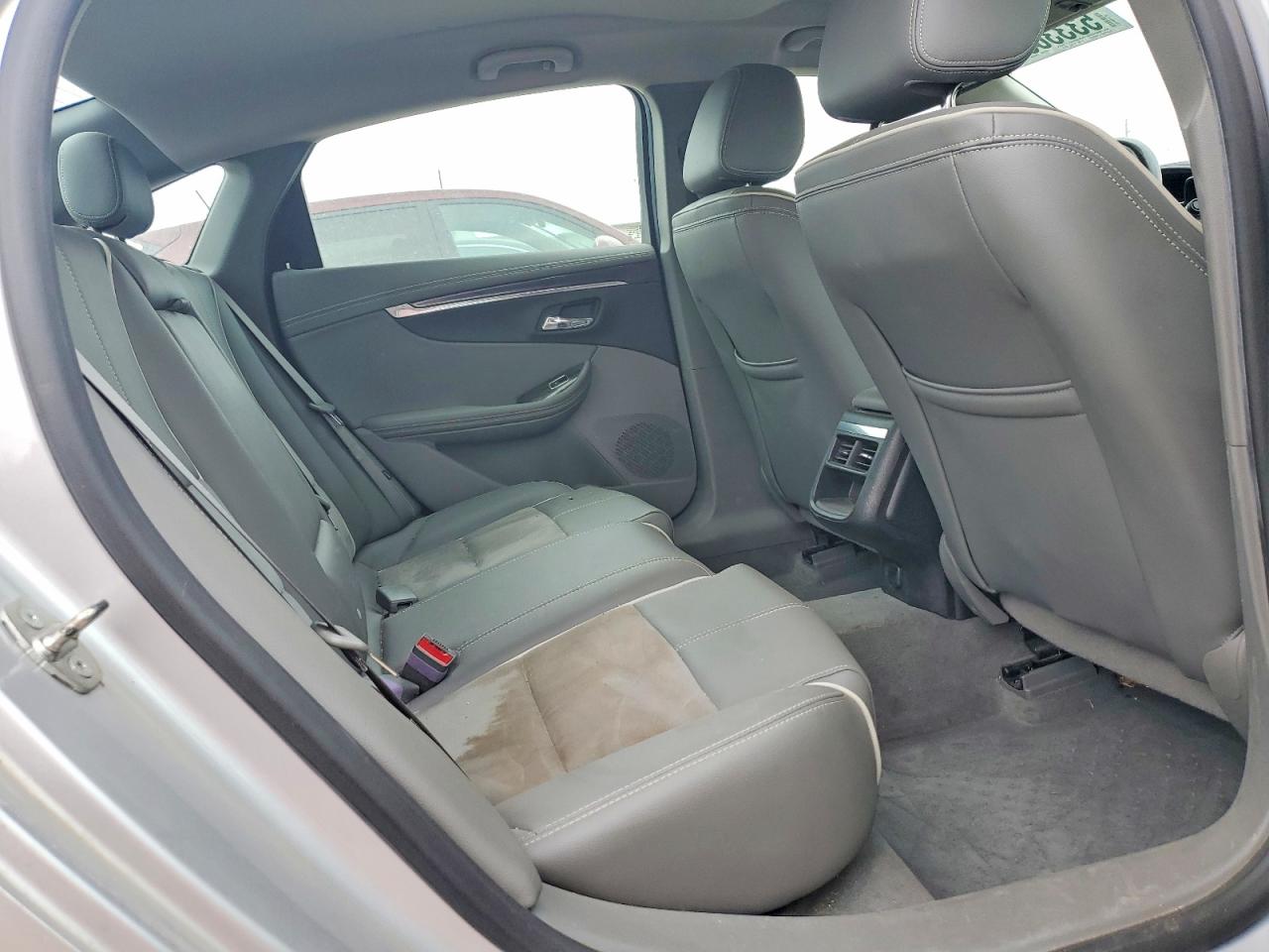 2015 CHEVROLET IMPALA LT photo 28
