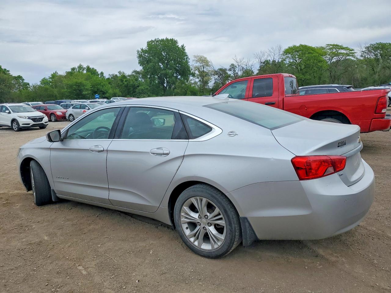 2015 CHEVROLET IMPALA LT photo 4