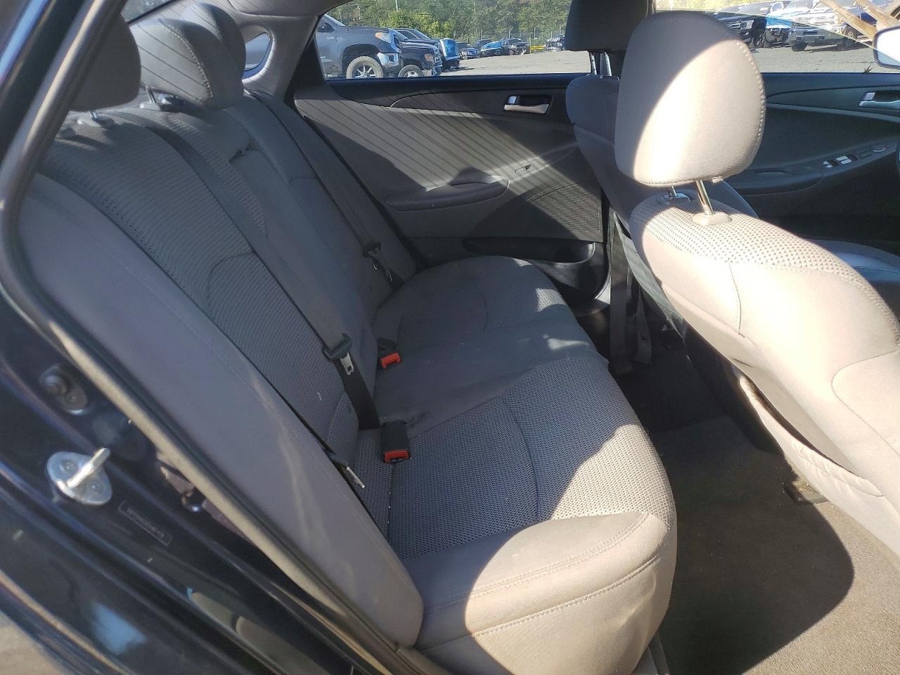 2012 HYUNDAI SONATA GLS photo 19