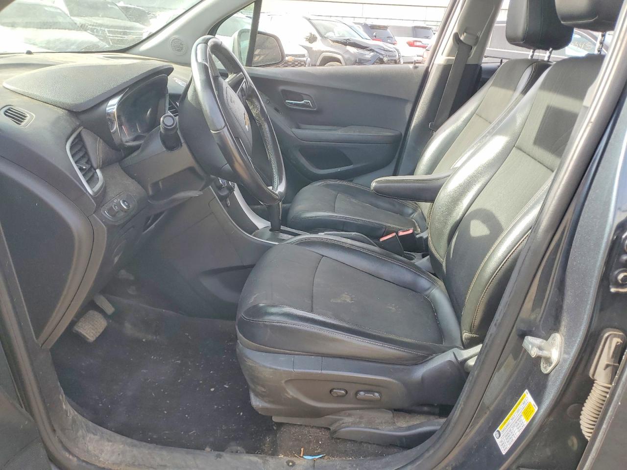 2022 CHEVROLET TRAX 1LT photo 7