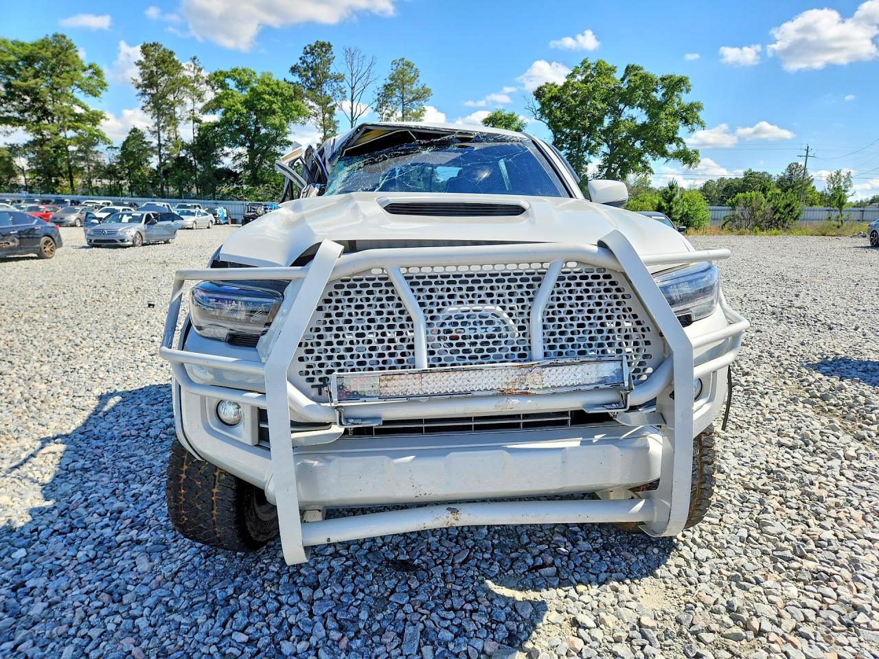 2019 TOYOTA TACOMA TRD SPORT photo 5