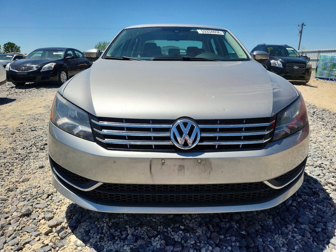 2014 VOLKSWAGEN PASSAT SE photo 9