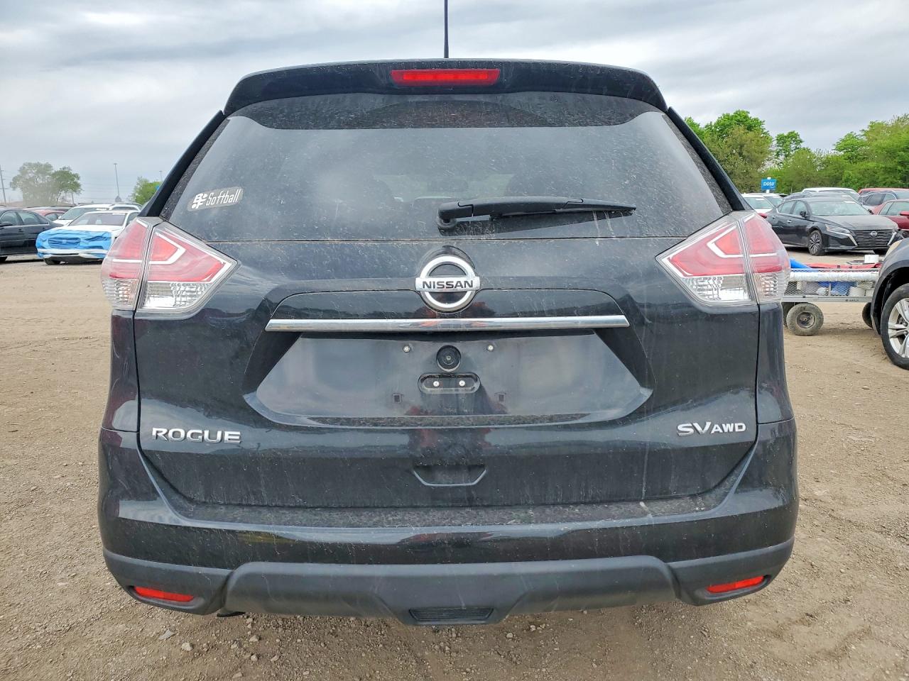 2016 NISSAN ROGUE SV photo 6