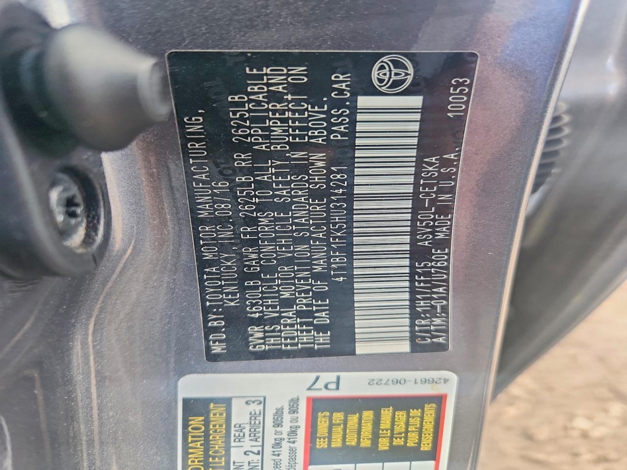 2017 TOYOTA CAMRY SE photo 34