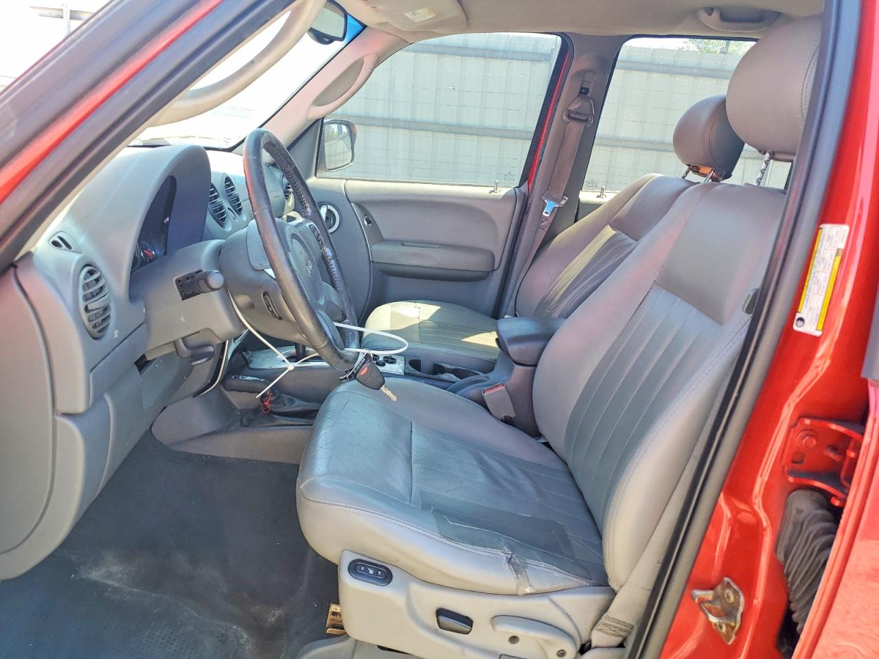 2005 JEEP LIBERTY LIMITED photo 7
