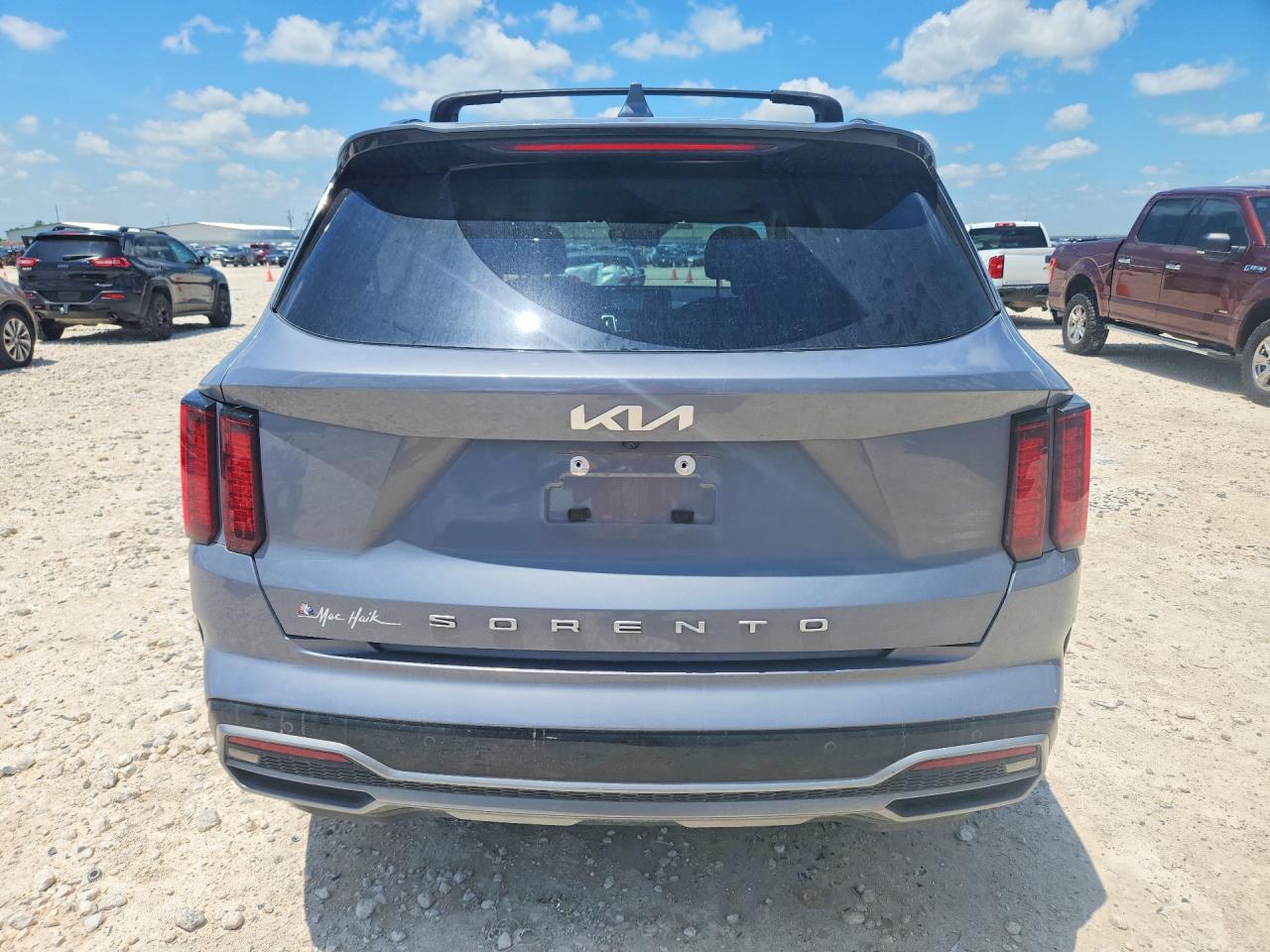 2022 KIA SORENTO EX photo 11