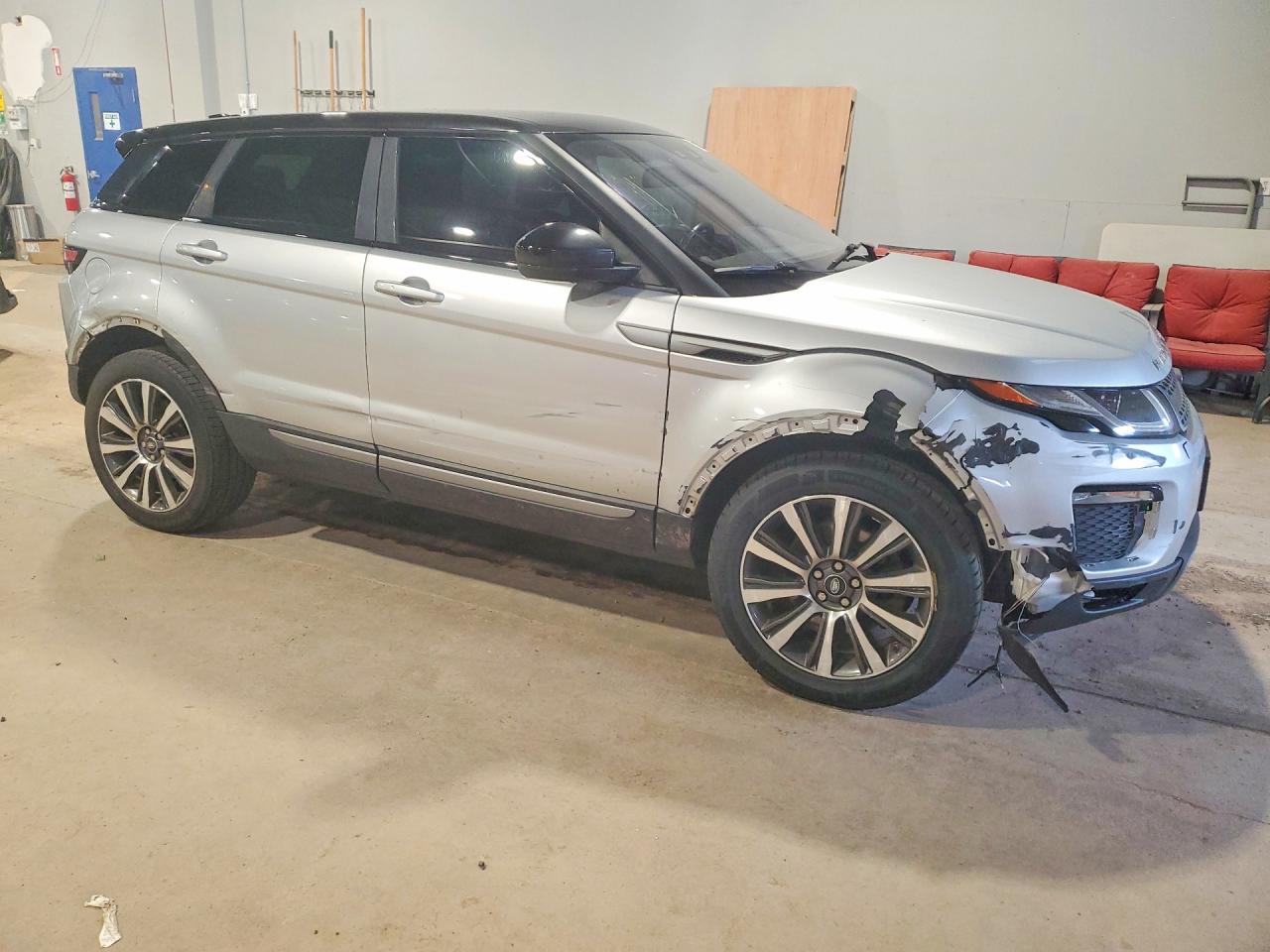 2016 LAND ROVER RANGE ROVER EVOQUE SE photo 10