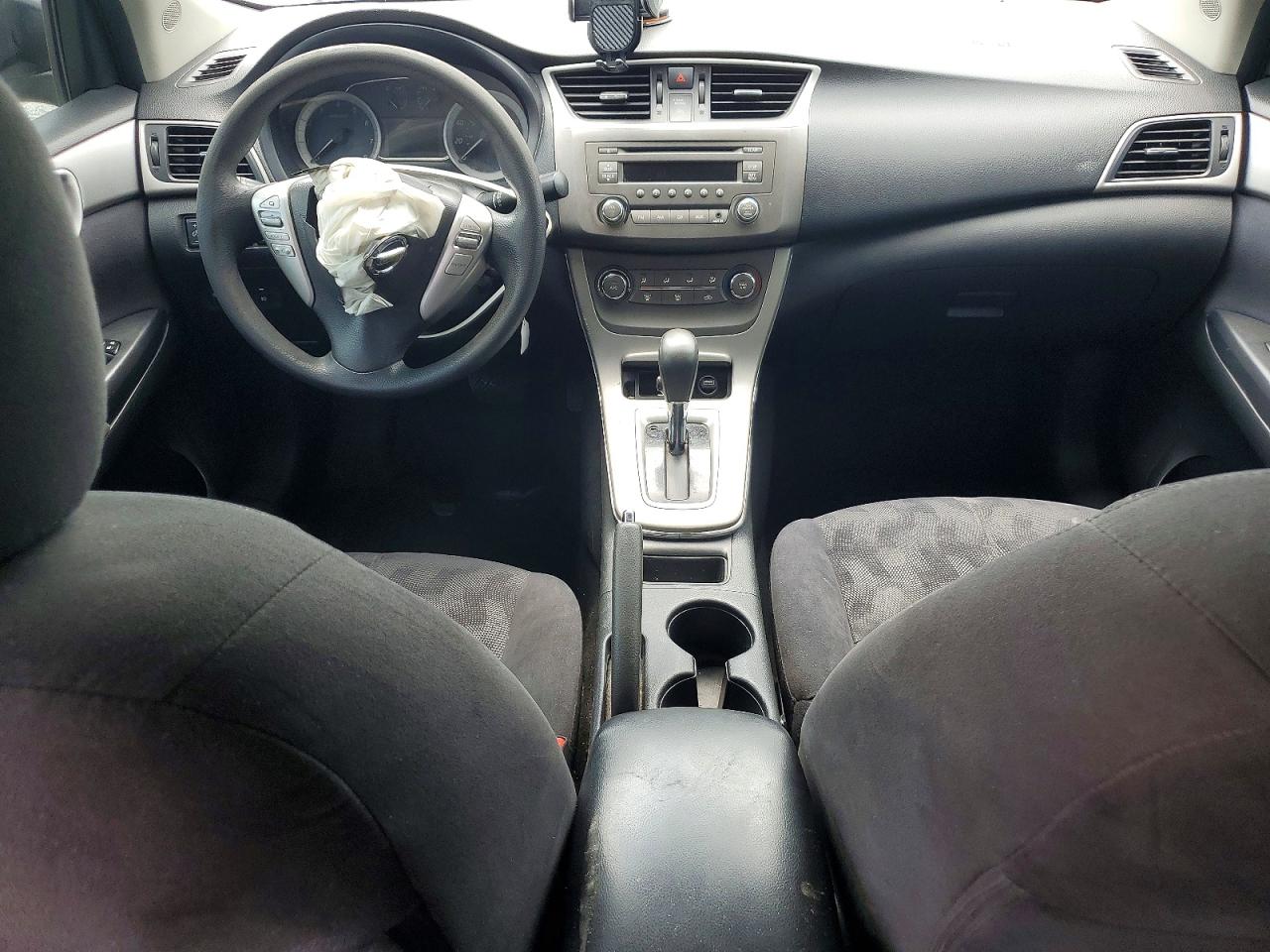 2013 NISSAN SENTRA S photo 8