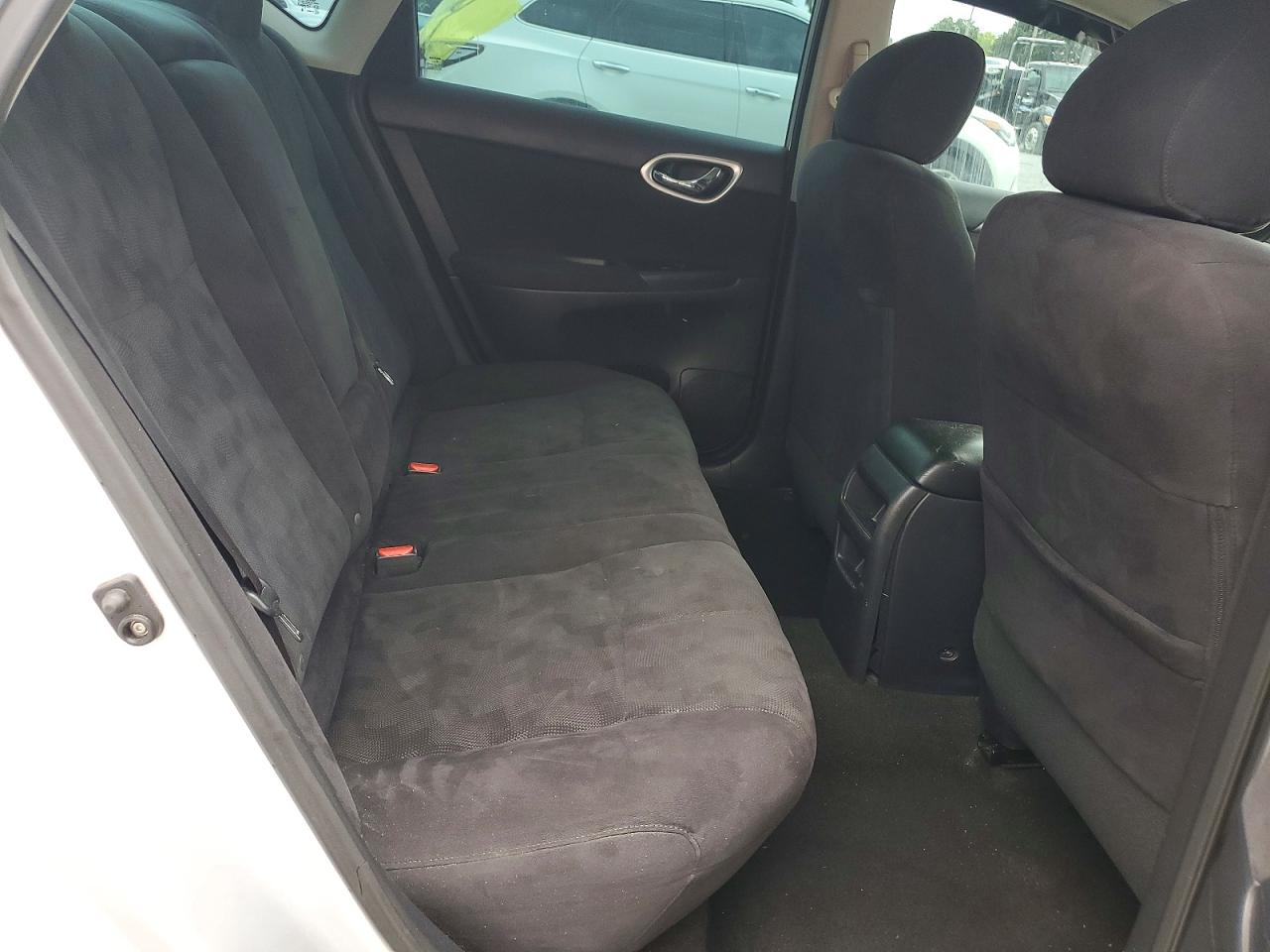 2013 NISSAN SENTRA S photo 10