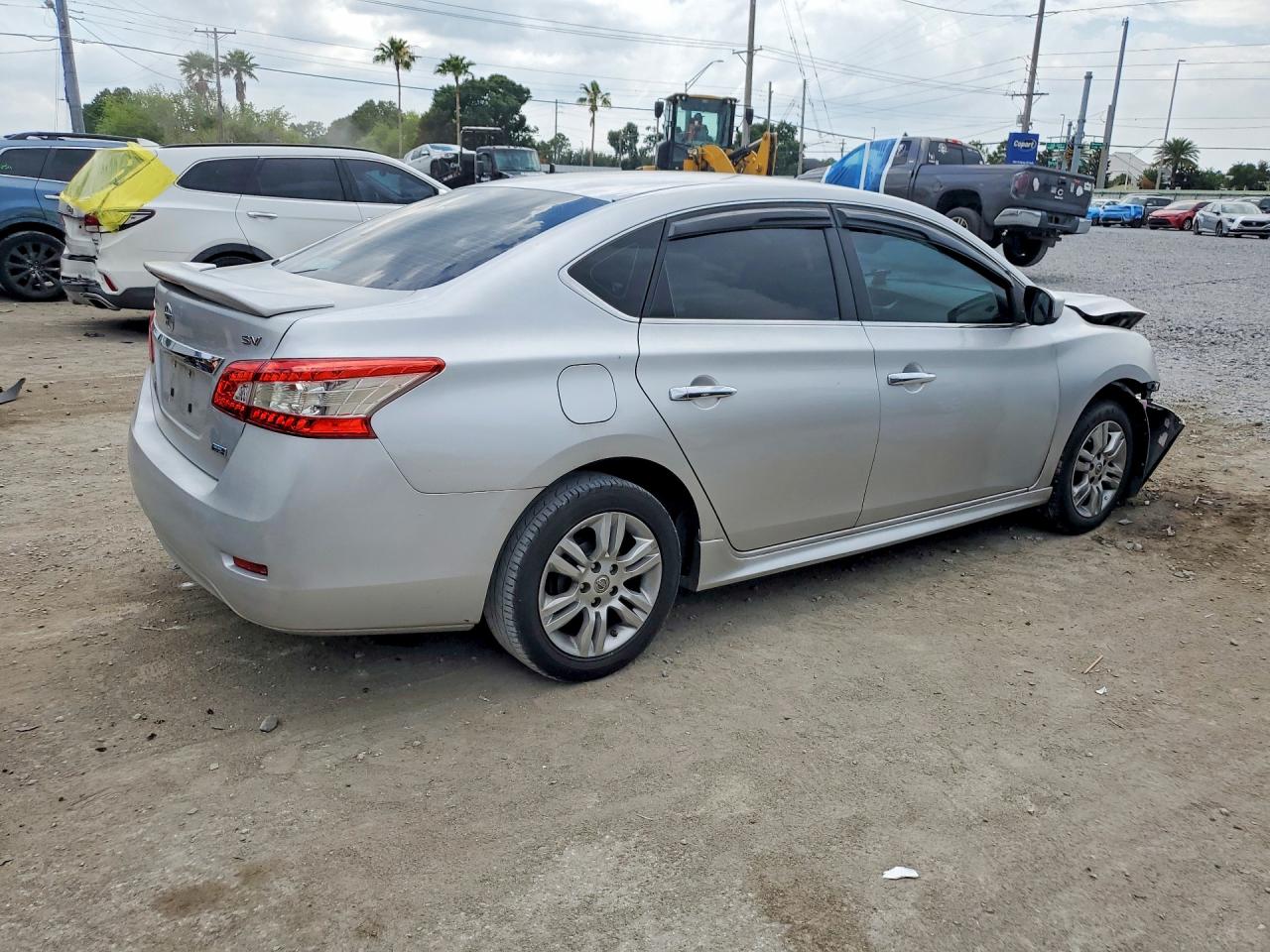 2013 NISSAN SENTRA S photo 3
