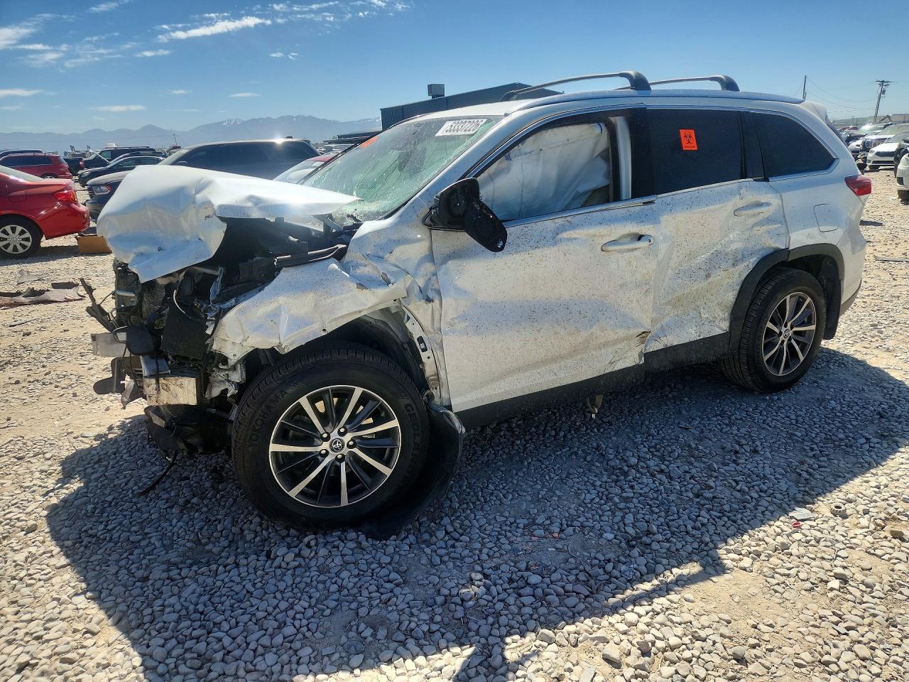 2019 TOYOTA HIGHLANDER