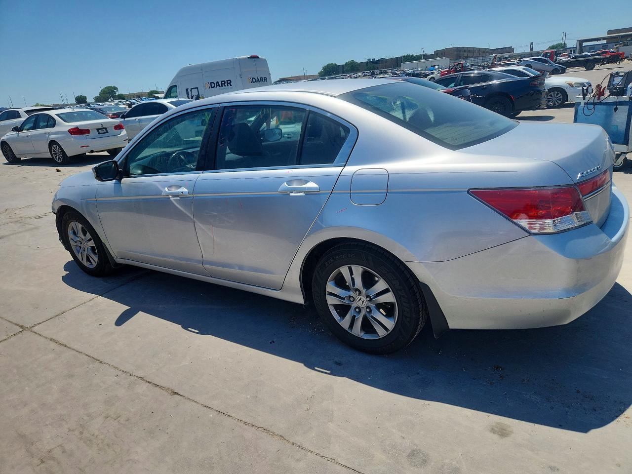2011 HONDA ACCORD SE photo 2