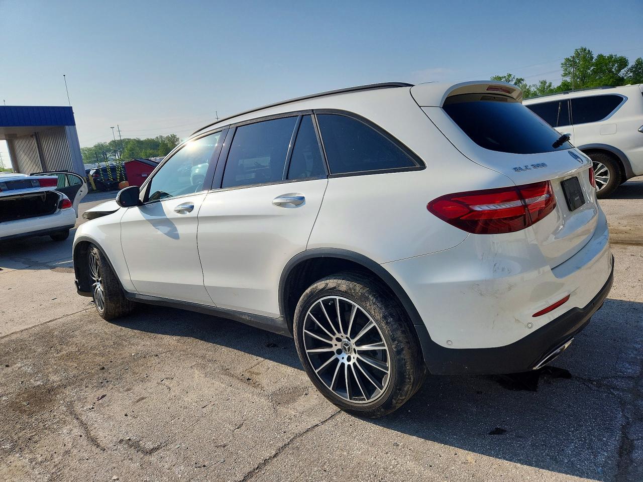 2018 MERCEDES-BENZ GLC 300 4MATIC photo 3
