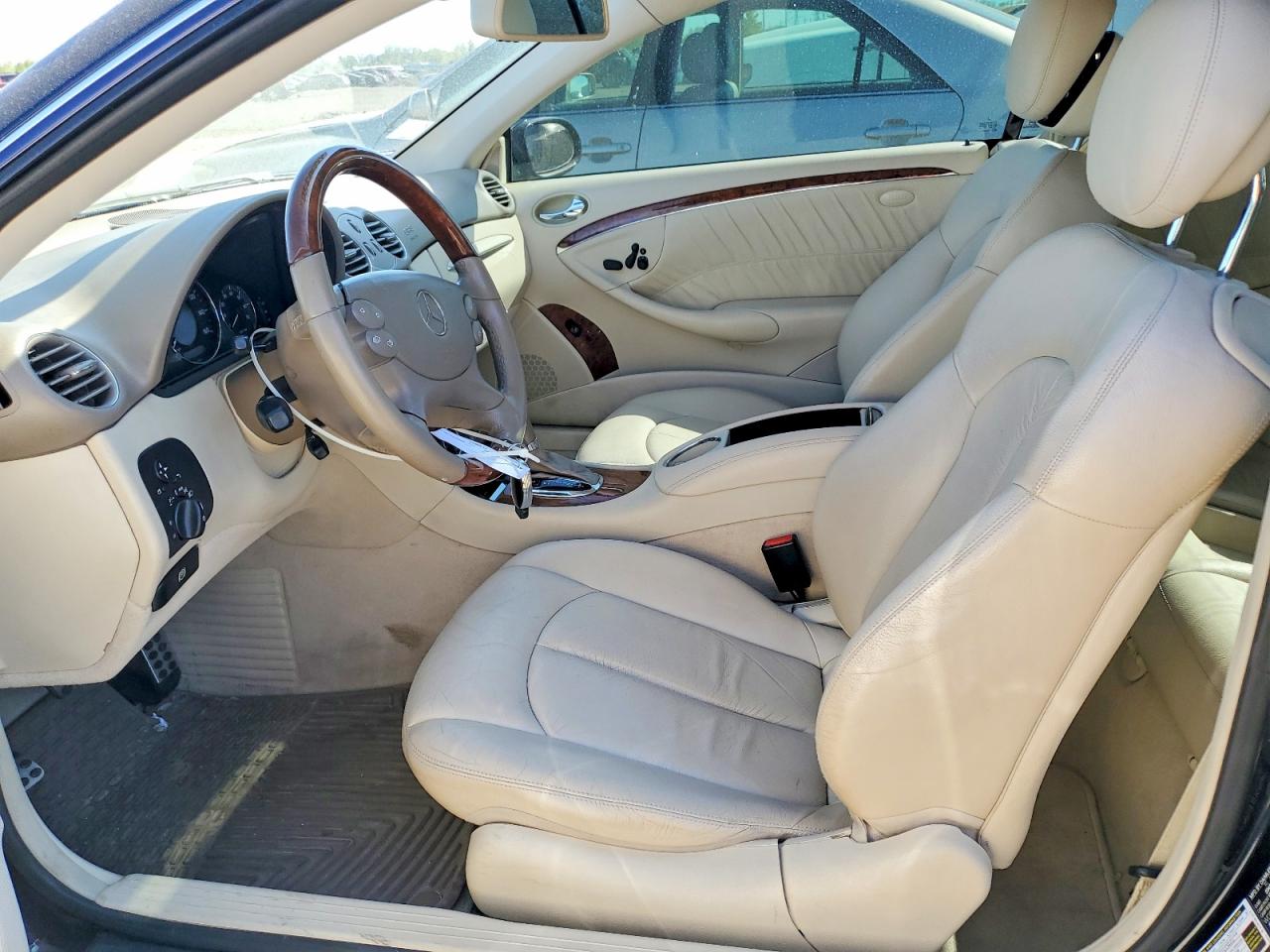 2008 MERCEDES-BENZ CLK 350 photo 13