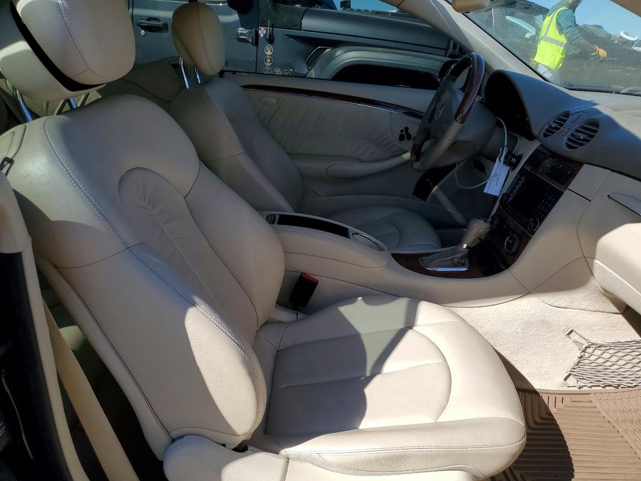 2008 MERCEDES-BENZ CLK 350 photo 19