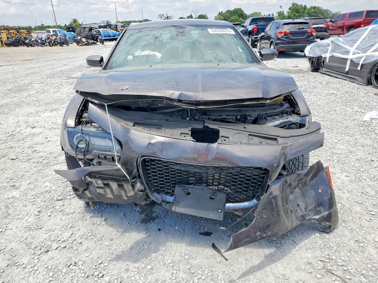 2021 CHRYSLER 300 photo 13