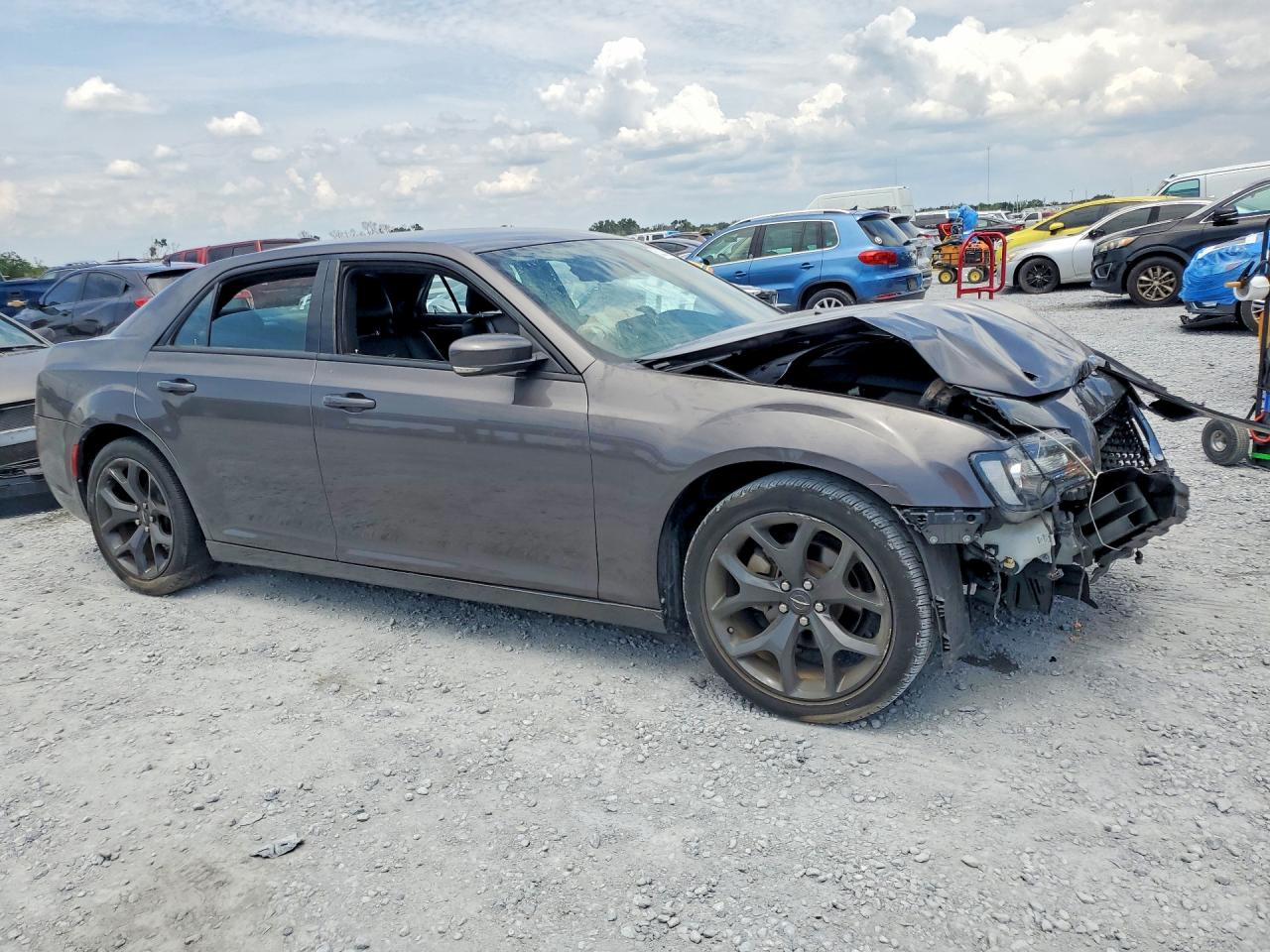 2021 CHRYSLER 300 photo 10