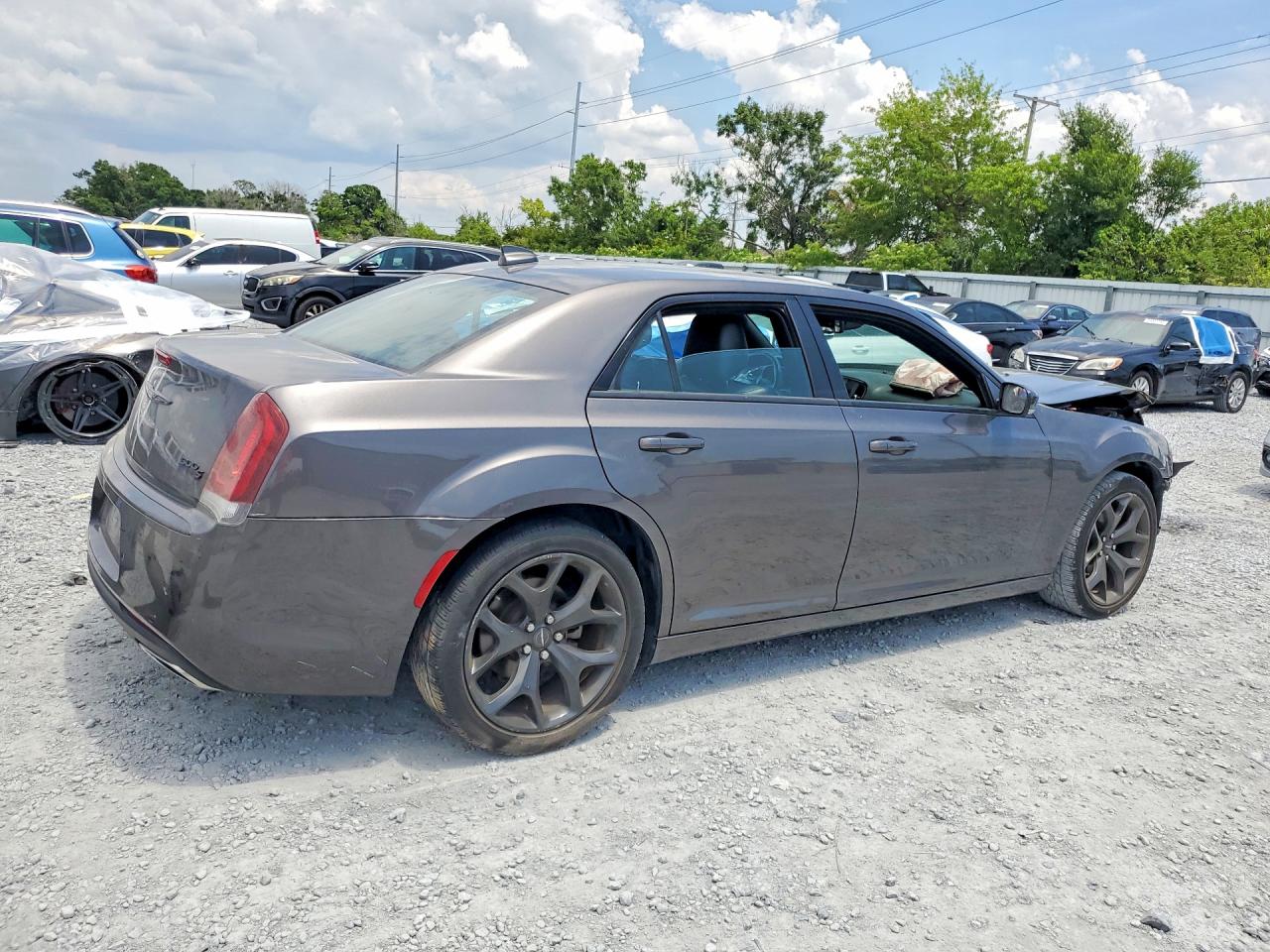 2021 CHRYSLER 300 photo 7