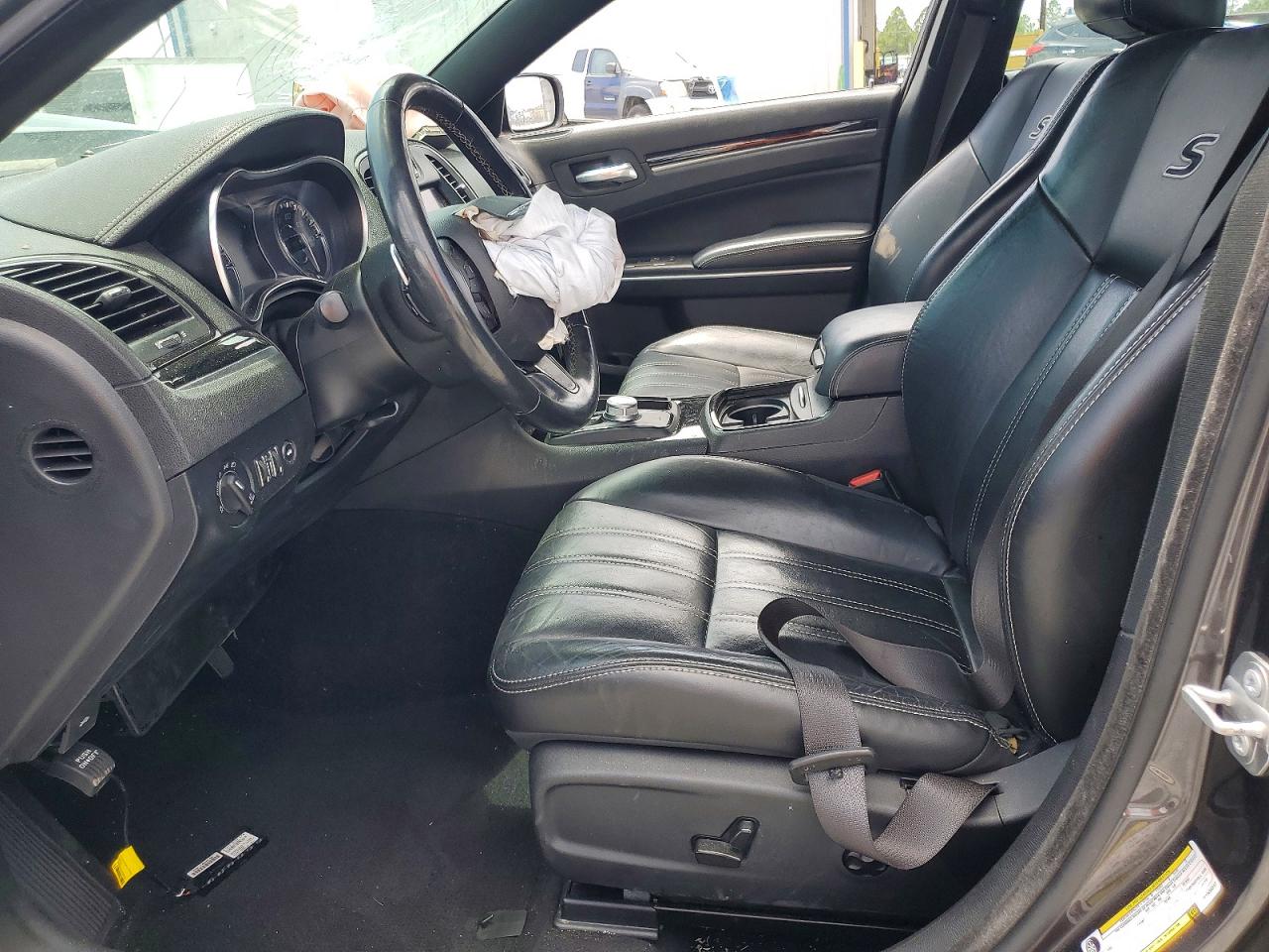 2021 CHRYSLER 300 photo 19