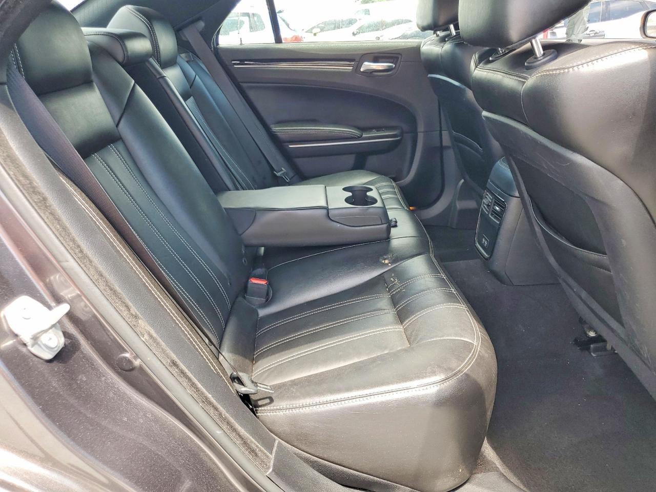 2021 CHRYSLER 300 photo 28