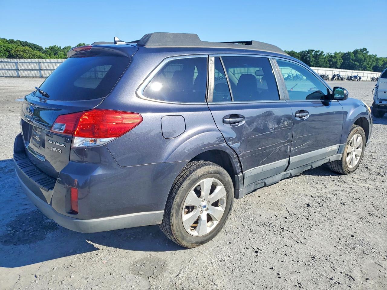 2012 SUBARU OUTBACK 3.6R LIMITED photo 3
