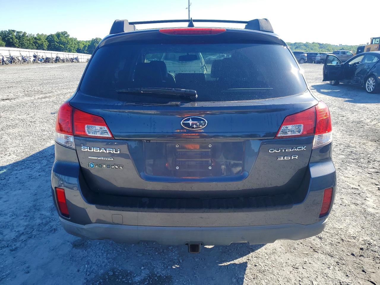 2012 SUBARU OUTBACK 3.6R LIMITED photo 6